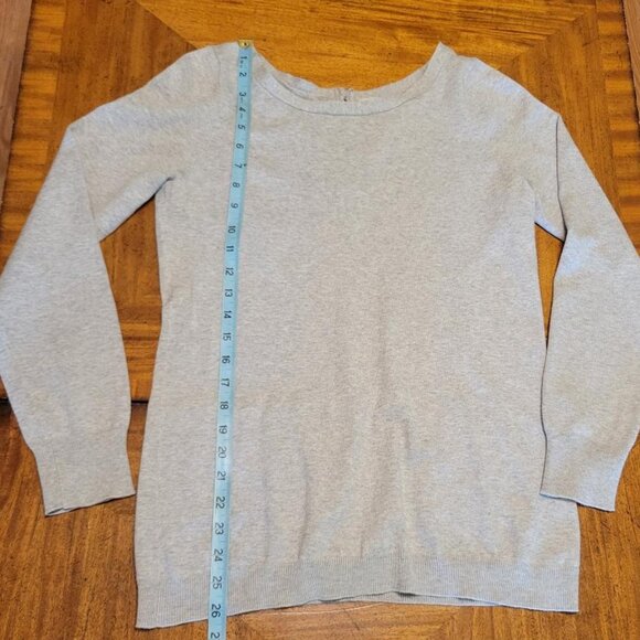 Banana Republic Gray Zip Up Sweater with Hot Pink Zipper in Back - Picture 10 of 11